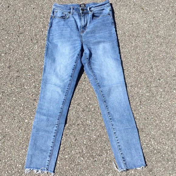 BDG Twig Super-High Rise Stretch Jeans - Picture 2 of 9